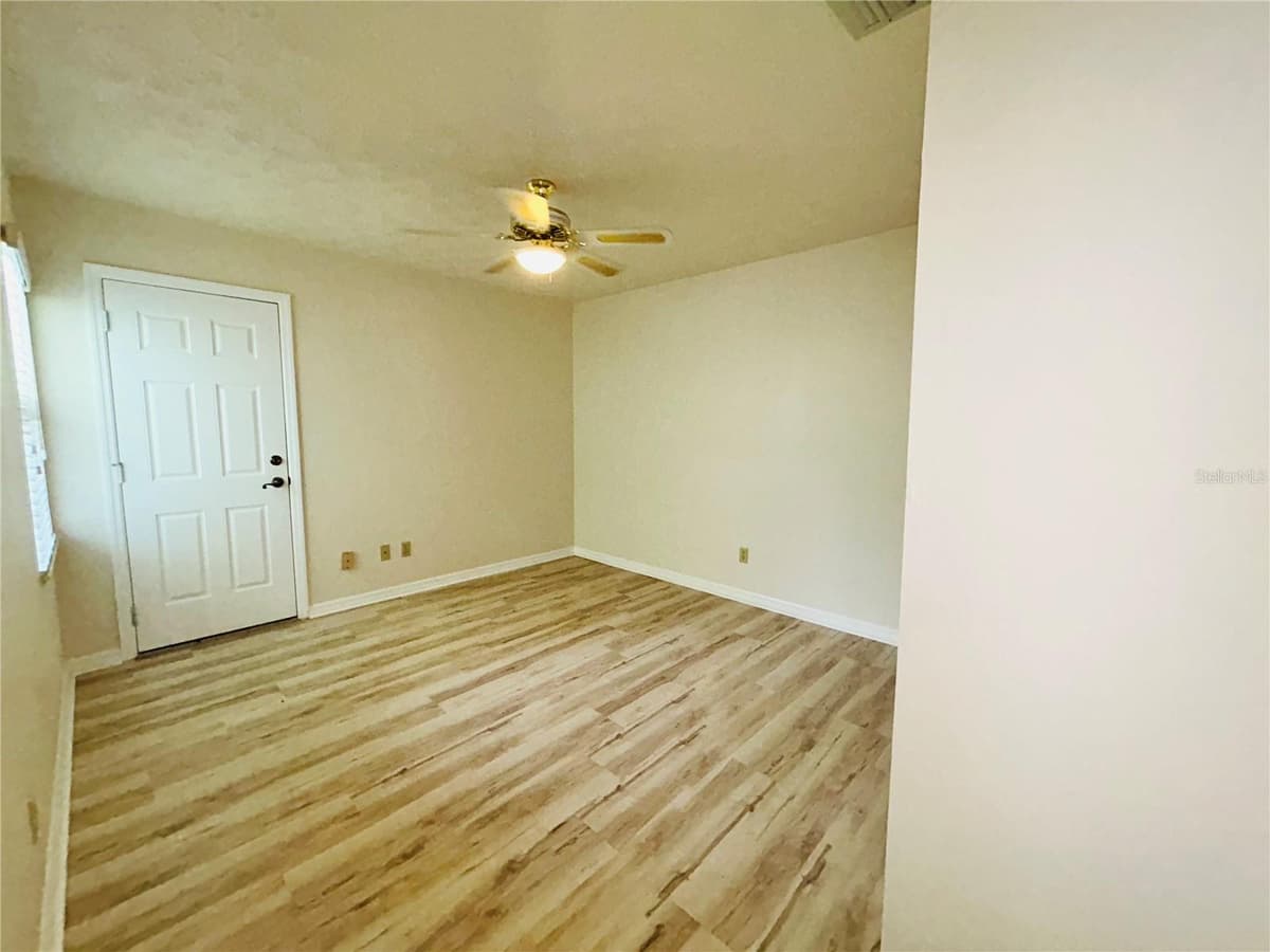 806 WINDERMERE BOULEVARD — photo 22 of 48