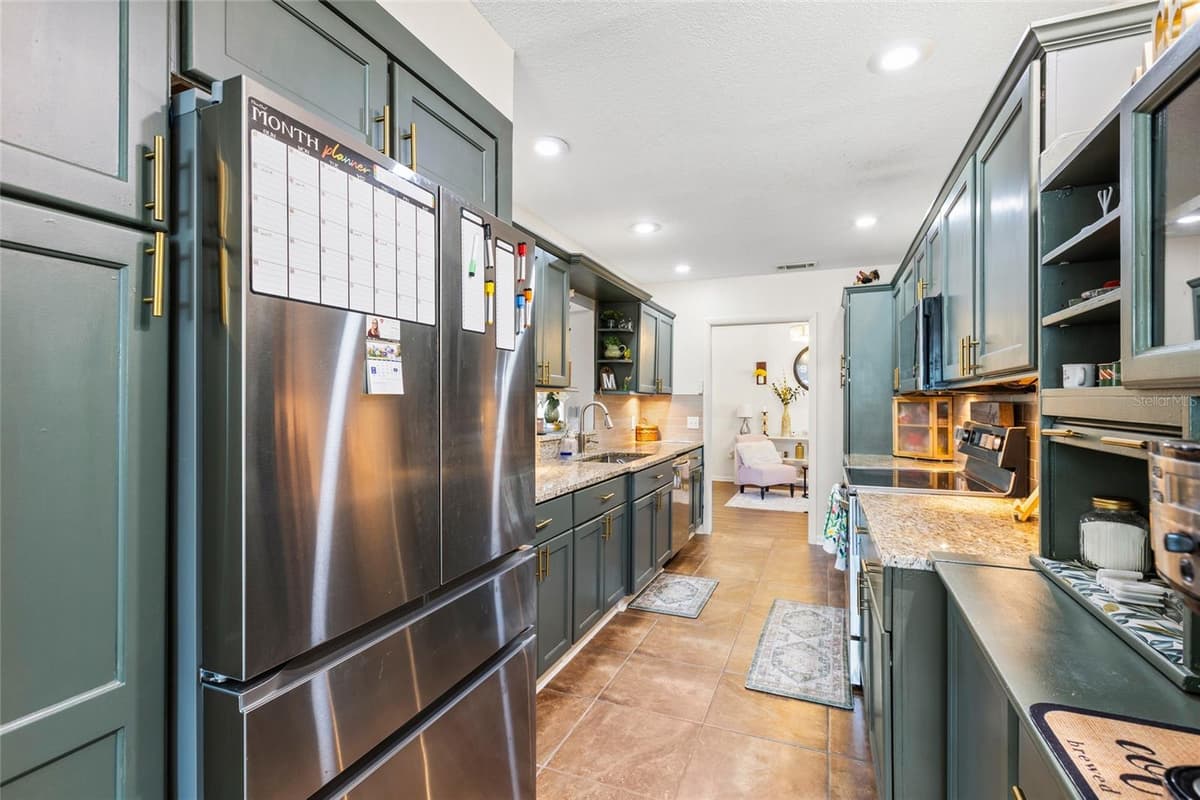 1103 RIDGEFIELD DRIVE — photo 13 of 53