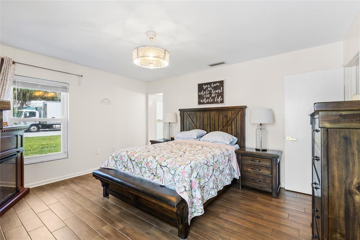 1103 RIDGEFIELD DRIVE — photo 23 of 53