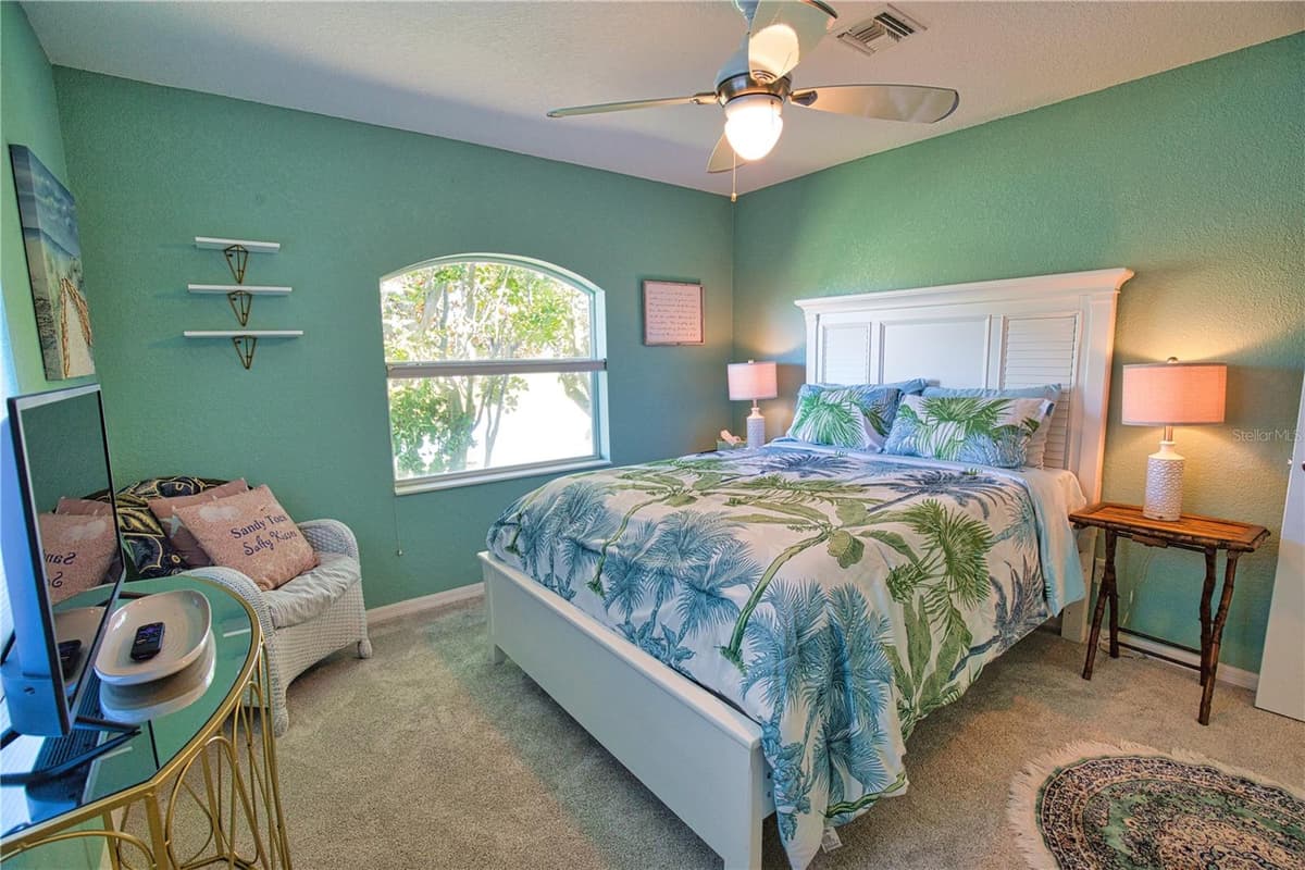 525 ROTONDA CIRCLE — photo 23 of 60