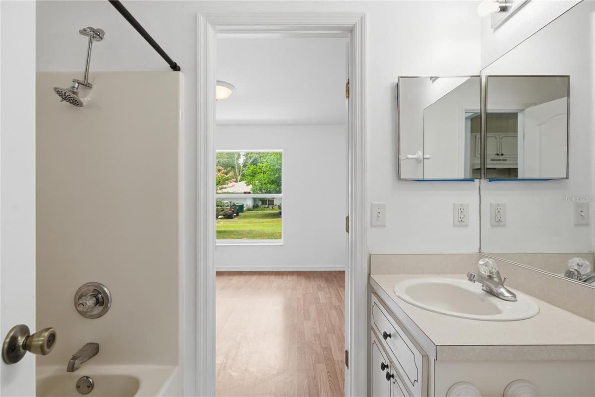 2210 BLUEGRASS ST — photo 34 of 61