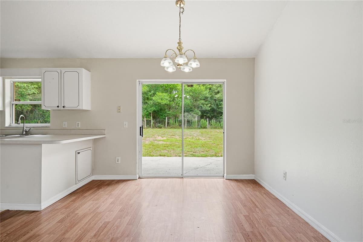 2210 BLUEGRASS ST — photo 14 of 61