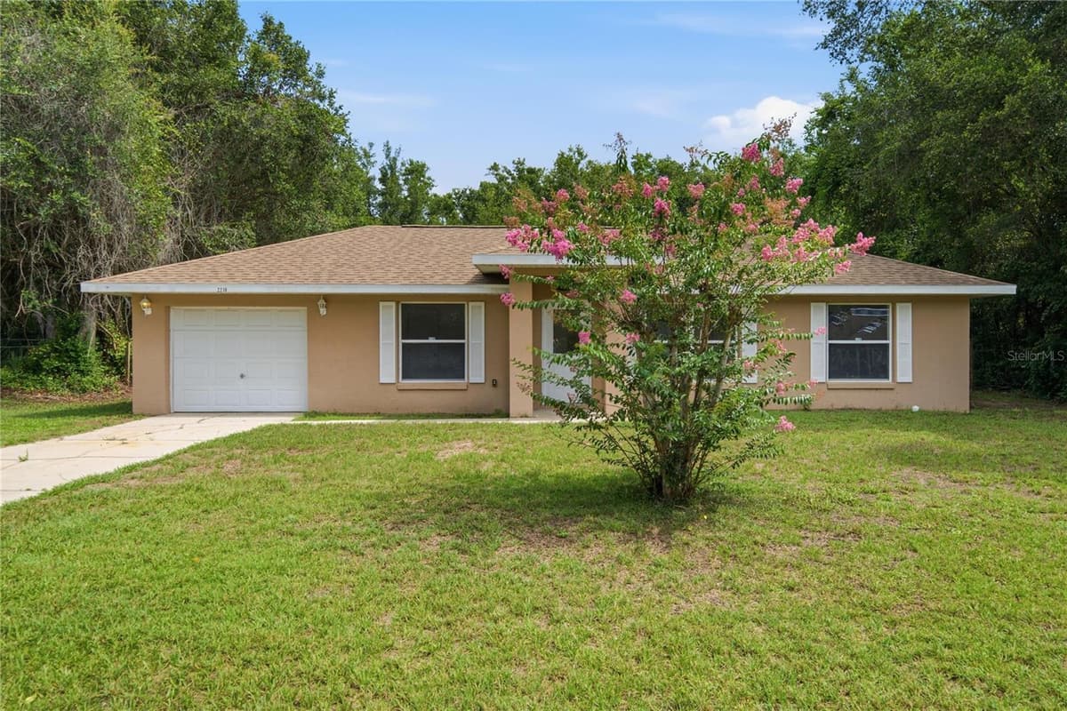 2210 BLUEGRASS ST — photo 3 of 61