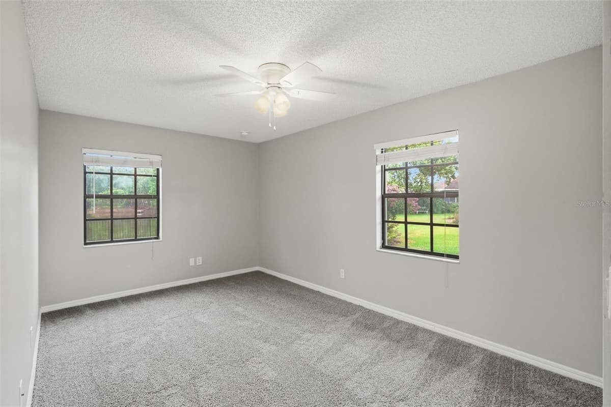 408 COLEMAN DRIVE — photo 20 of 32
