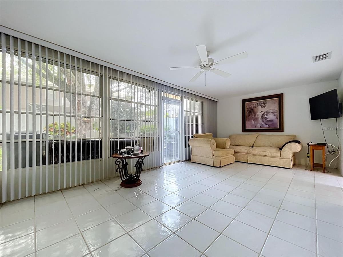 1172 SOMERSET CIRCLE — photo 18 of 44