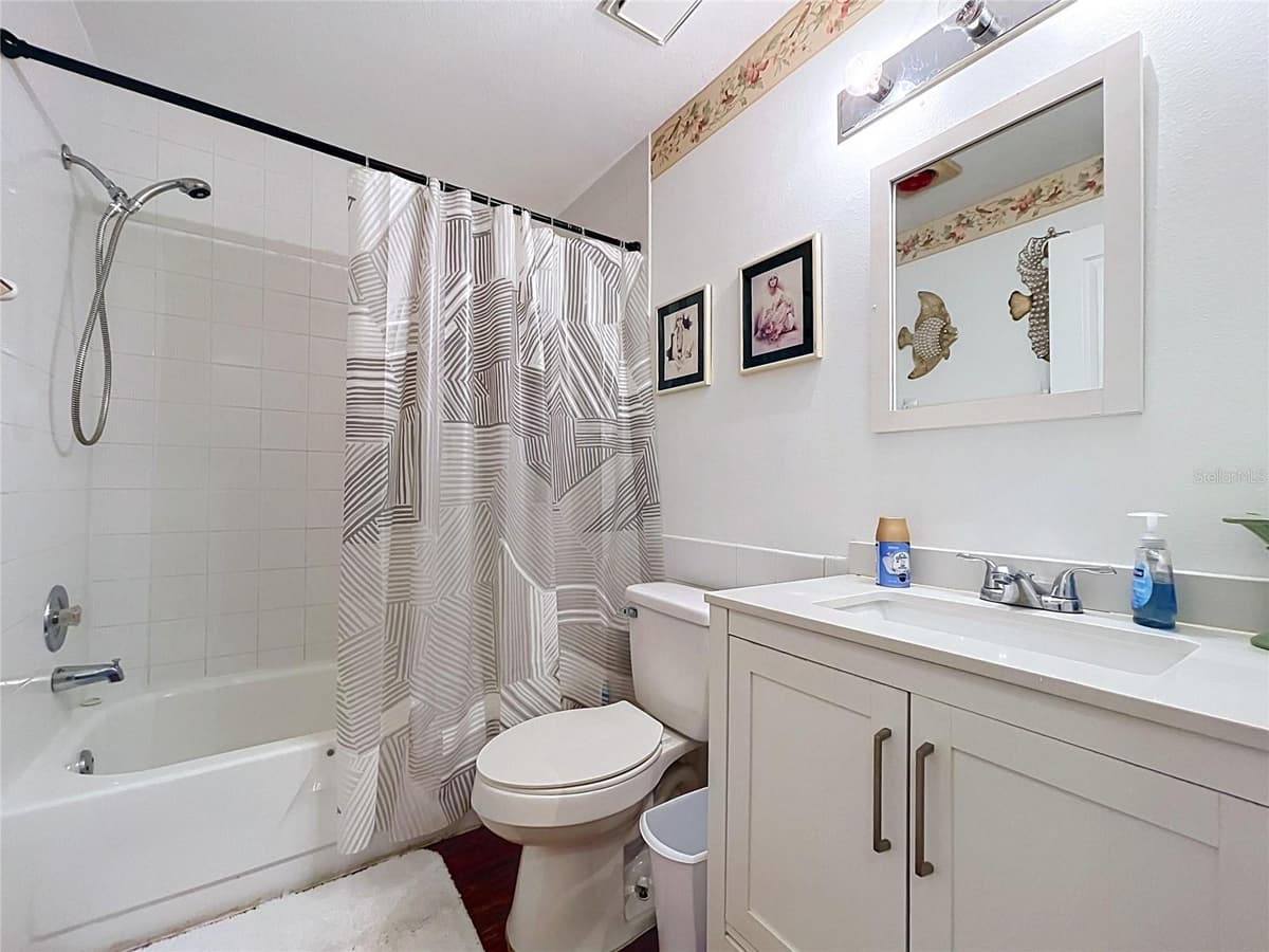 1172 SOMERSET CIRCLE — photo 23 of 44