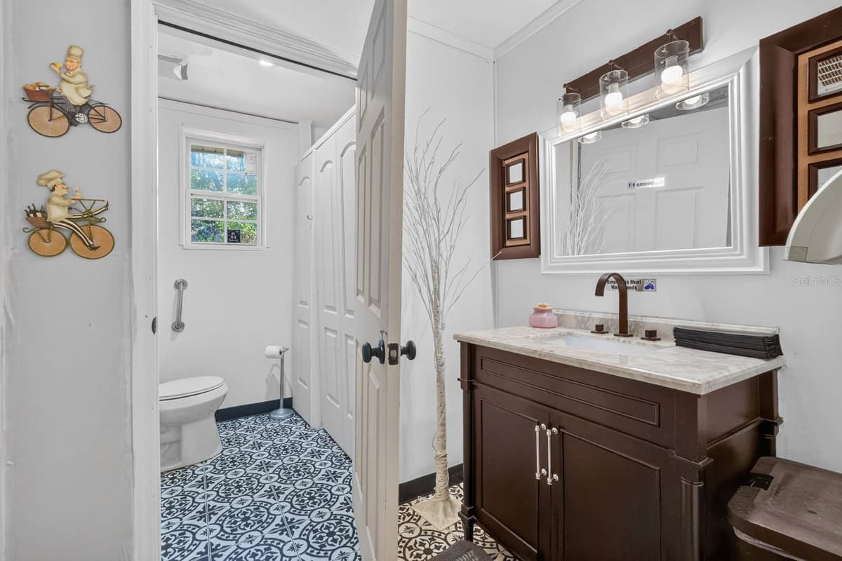 3323 SAINT JOHNS AVENUE — photo 18 of 40