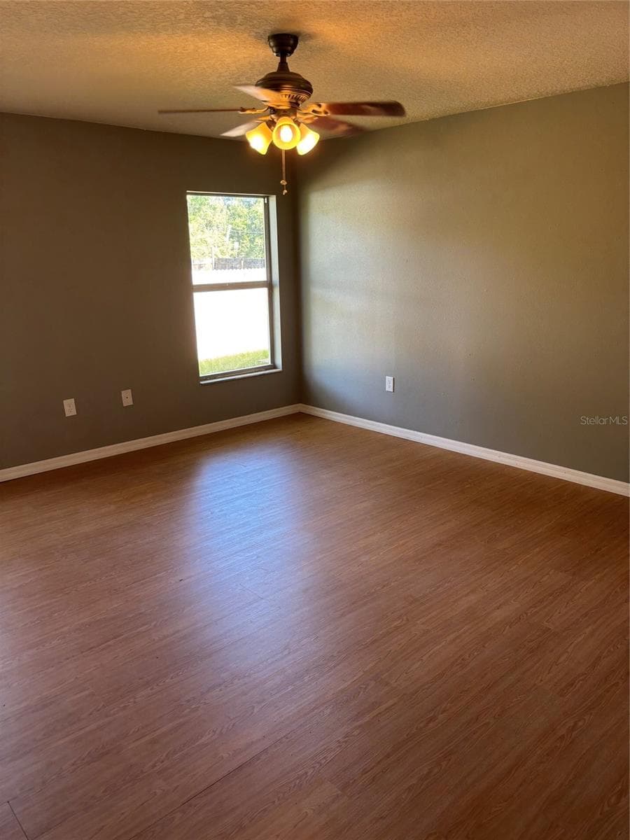 1920 CALLE ALTO VISTA — photo 7 of 11