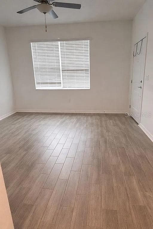 1104 SAND TRAP COURT — photo 14 of 17