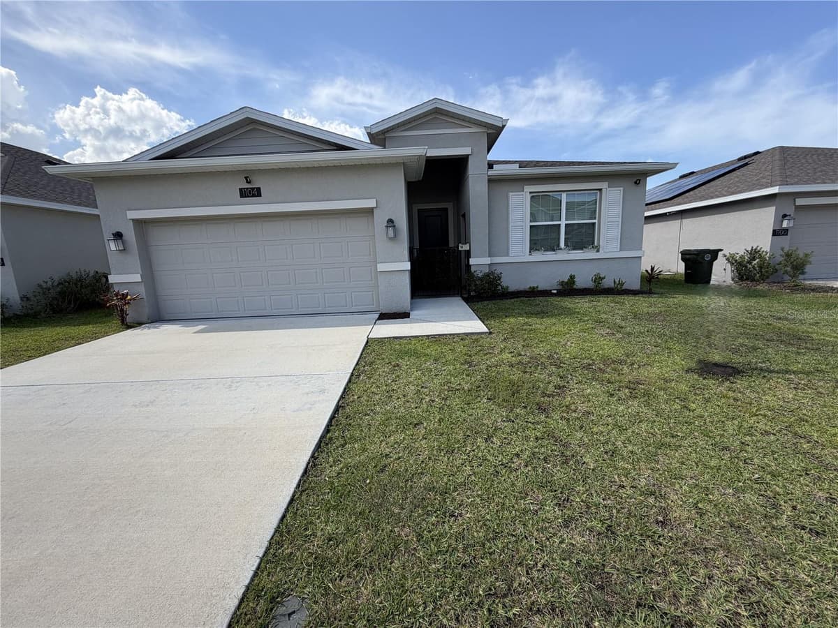 1104 SAND TRAP COURT — photo 1 of 17