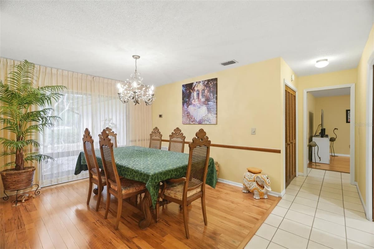 1660 NARNIA COURT — photo 13 of 39