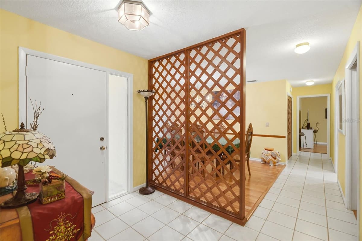 1660 NARNIA COURT — photo 14 of 39