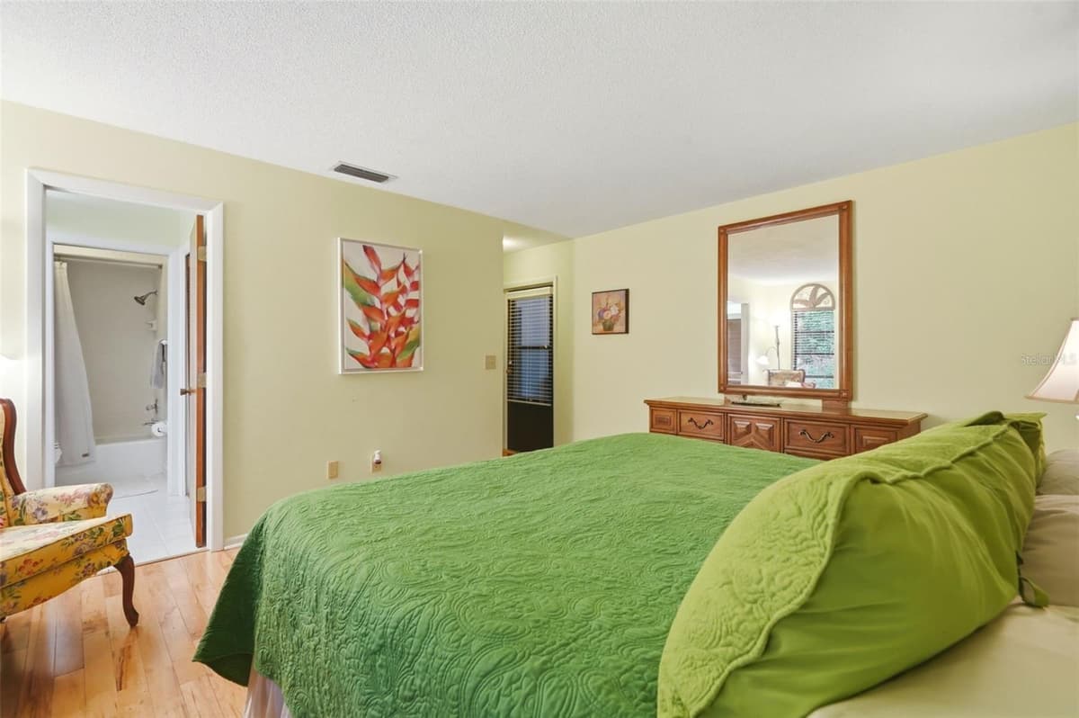 1660 NARNIA COURT — photo 15 of 39