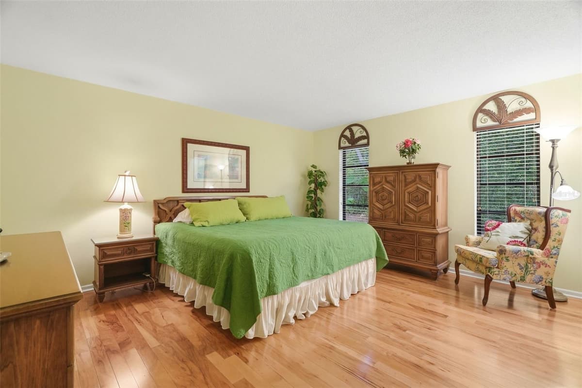 1660 NARNIA COURT — photo 16 of 39