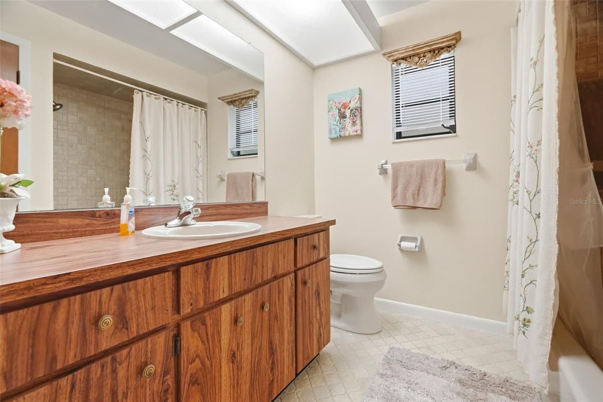 1660 NARNIA COURT — photo 20 of 39