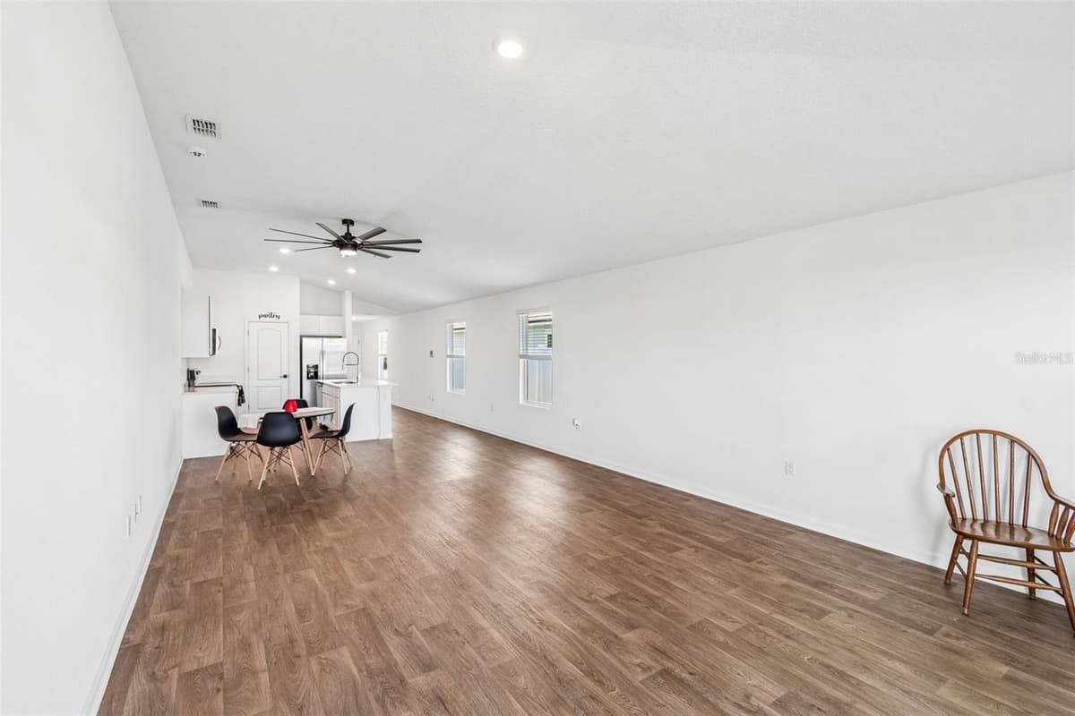 153 ASHBROOK STREET — photo 17 of 47