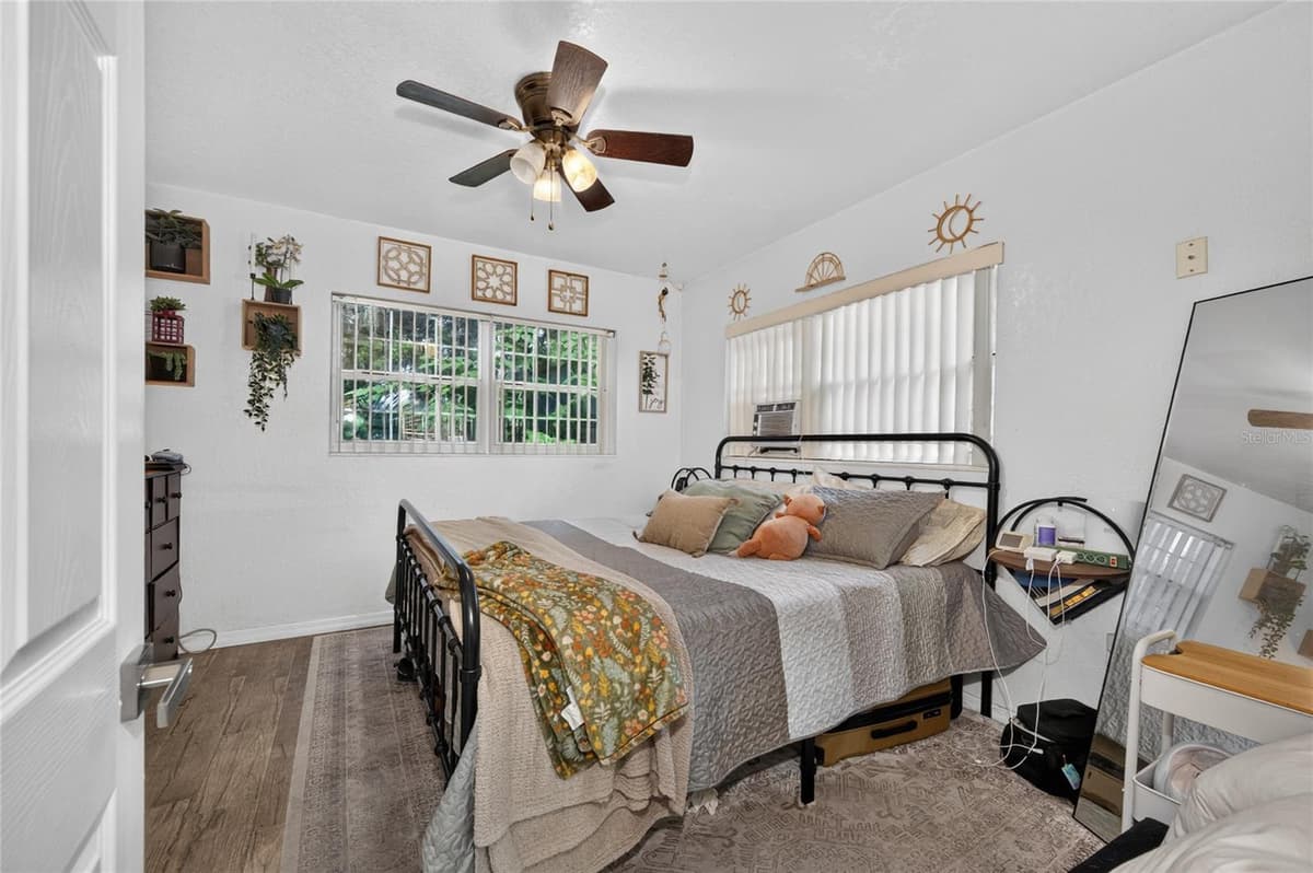 1712 LAKE BROWN DRIVE — photo 11 of 32