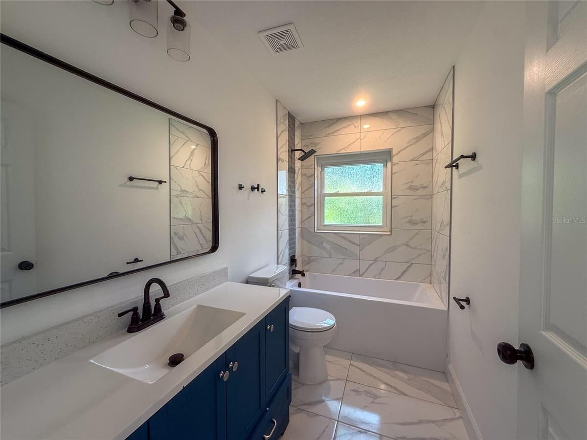 1367 HENSLEY DRIVE — photo 27 of 39