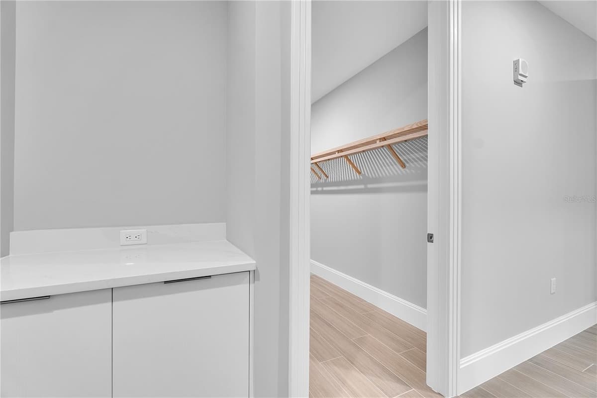 70 AVENIDA VENECCIA — photo 19 of 48