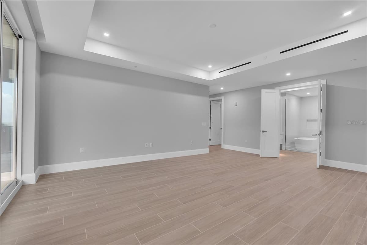 70 AVENIDA VENECCIA — photo 18 of 48