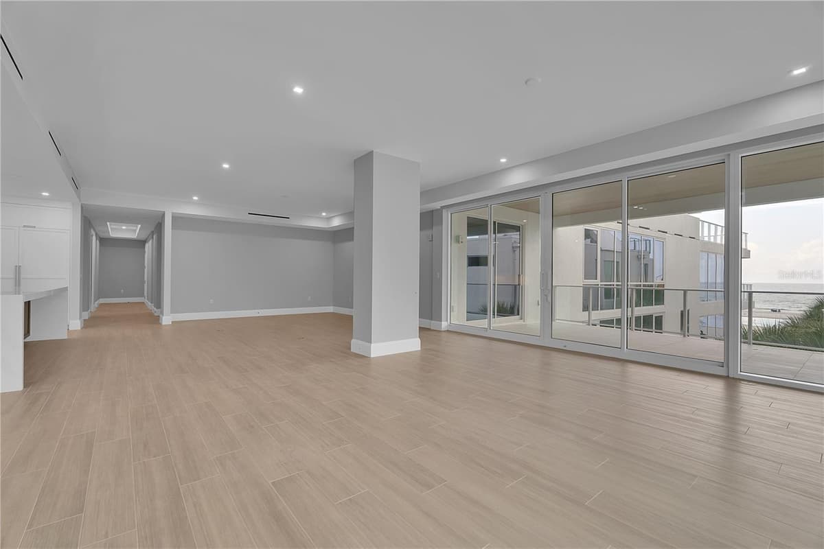 70 AVENIDA VENECCIA — photo 12 of 48