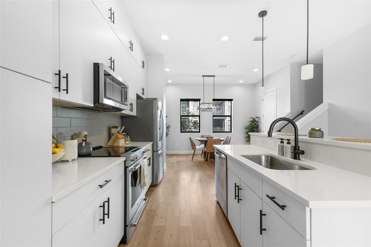 401 OREGON AVENUE — photo 12 of 34