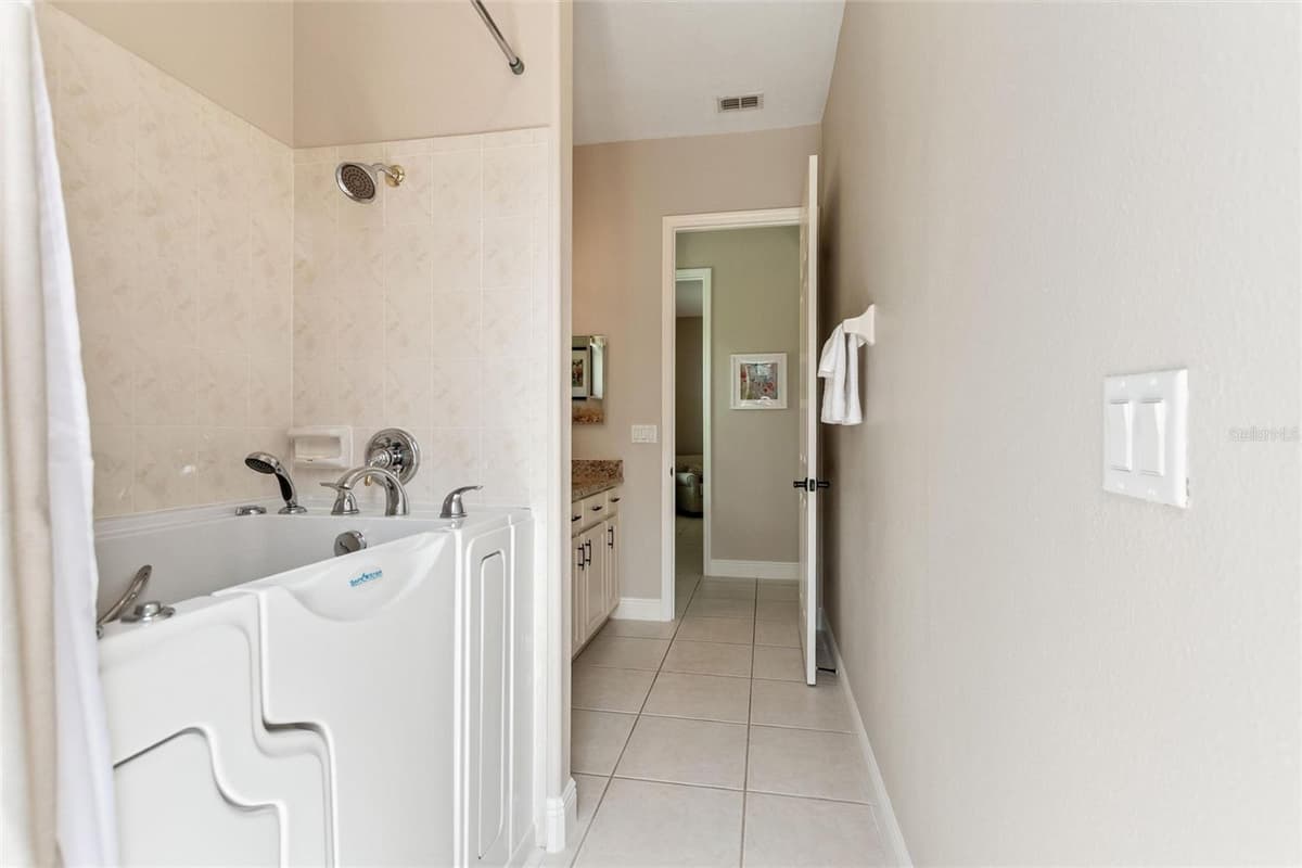 915 SAN RAPHAEL STREET — photo 27 of 74
