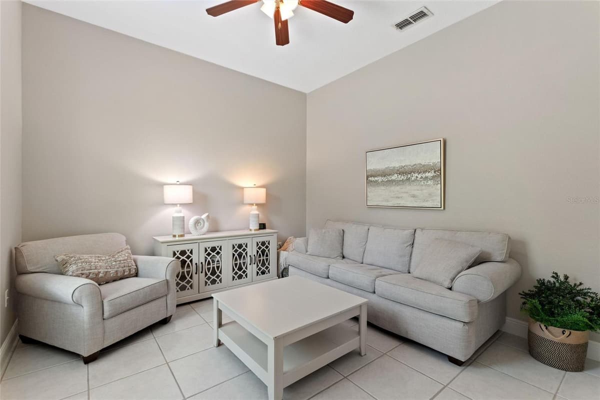 915 SAN RAPHAEL STREET — photo 24 of 74