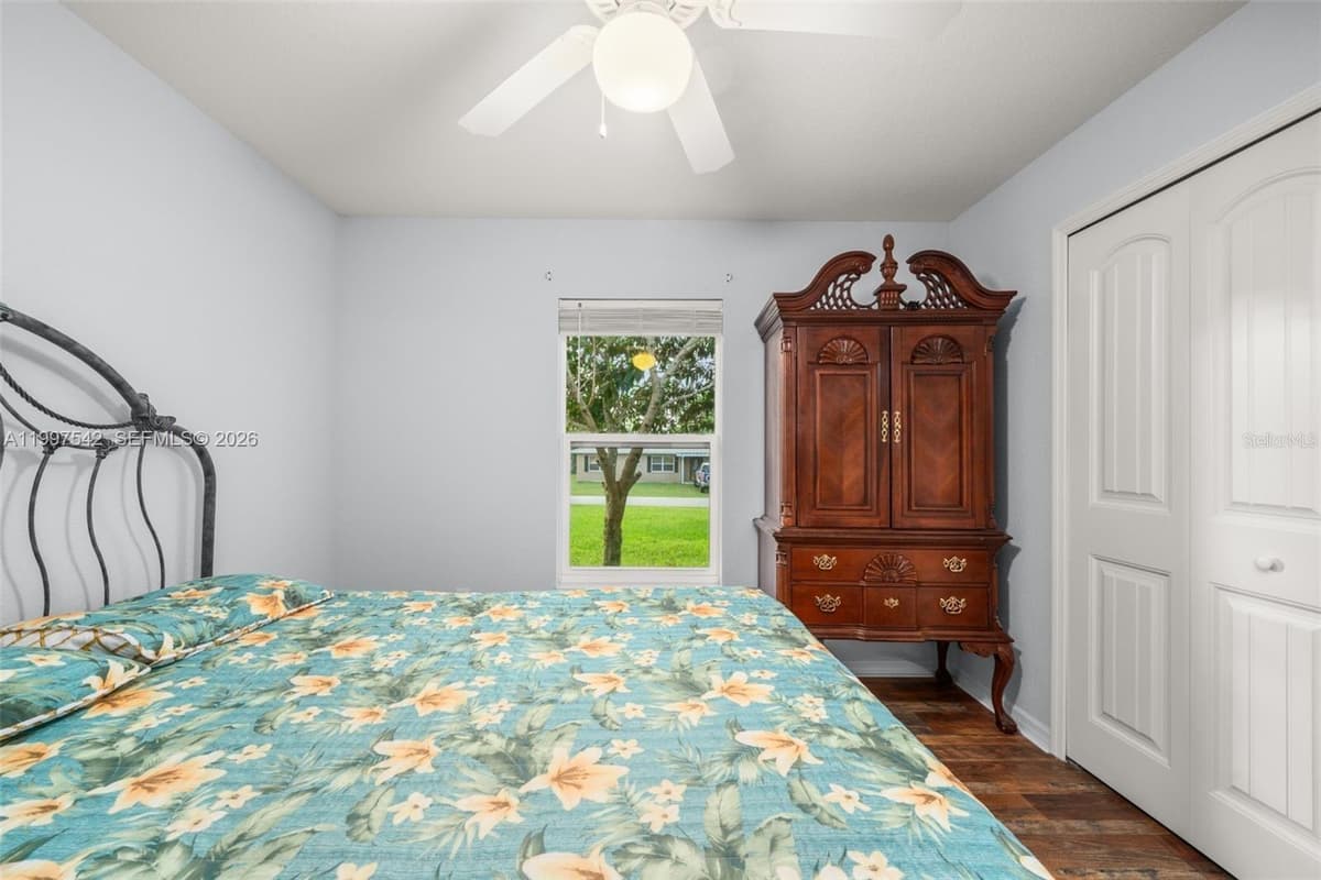 112 BIMINI STREET — photo 8 of 37