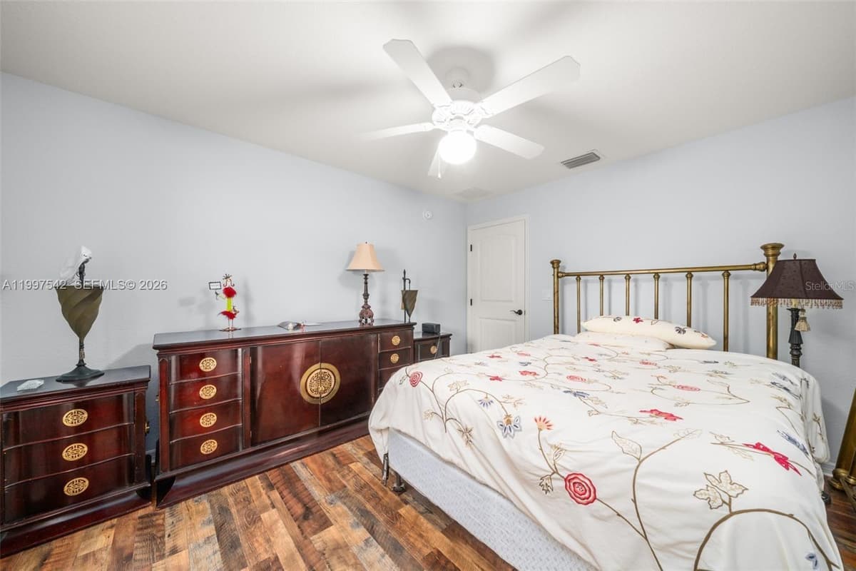 112 BIMINI STREET — photo 7 of 37