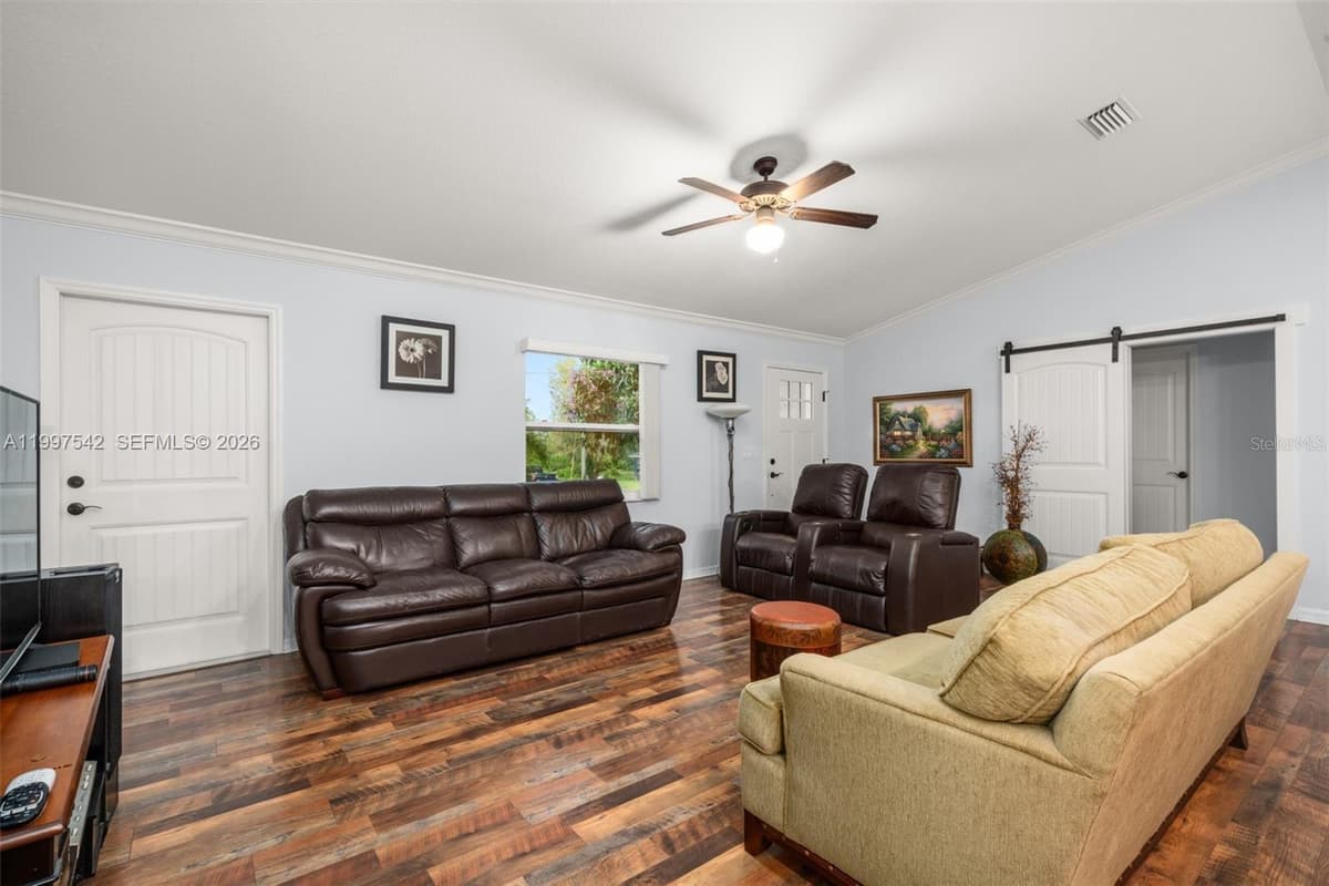 112 BIMINI STREET — photo 25 of 37