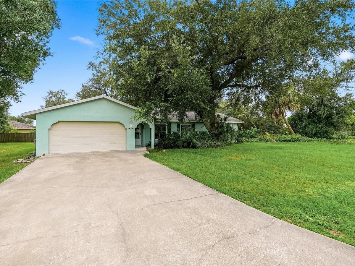1387 HAYWORTH ROAD — photo 3 of 40