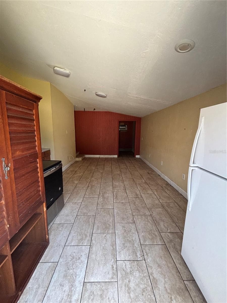 1906 HANSON STREET — photo 12 of 43