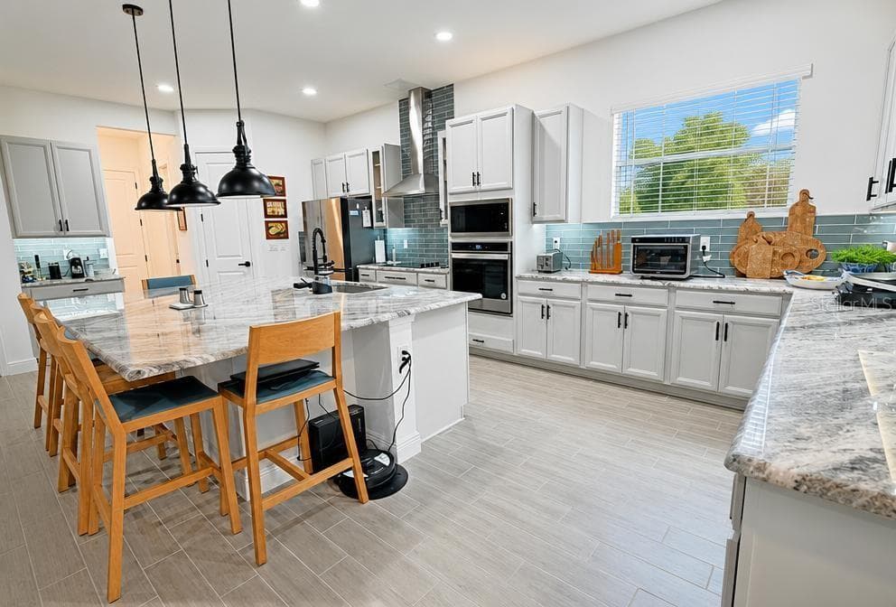 17649 LIVE OAK DRIVE — photo 9 of 25