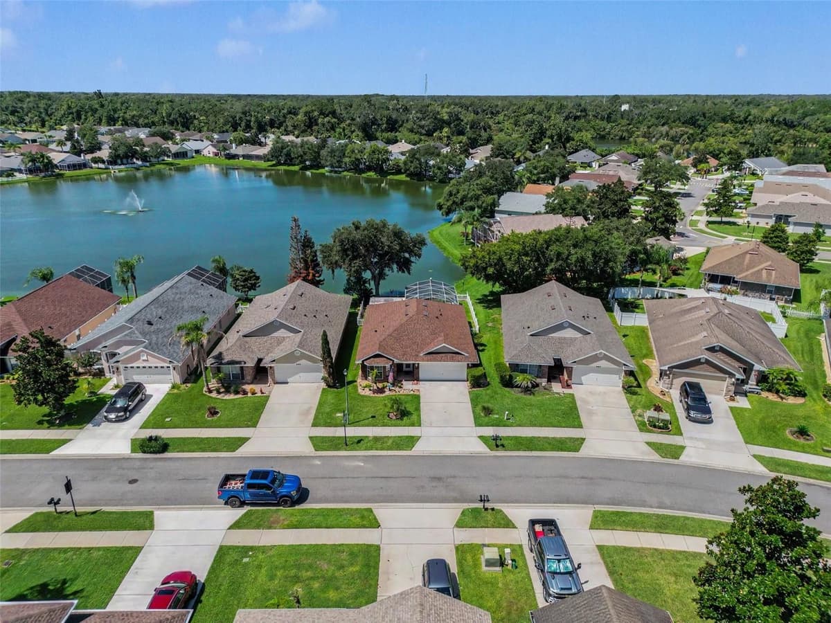 567 CORAL TRACE BOULEVARD — photo 30 of 34