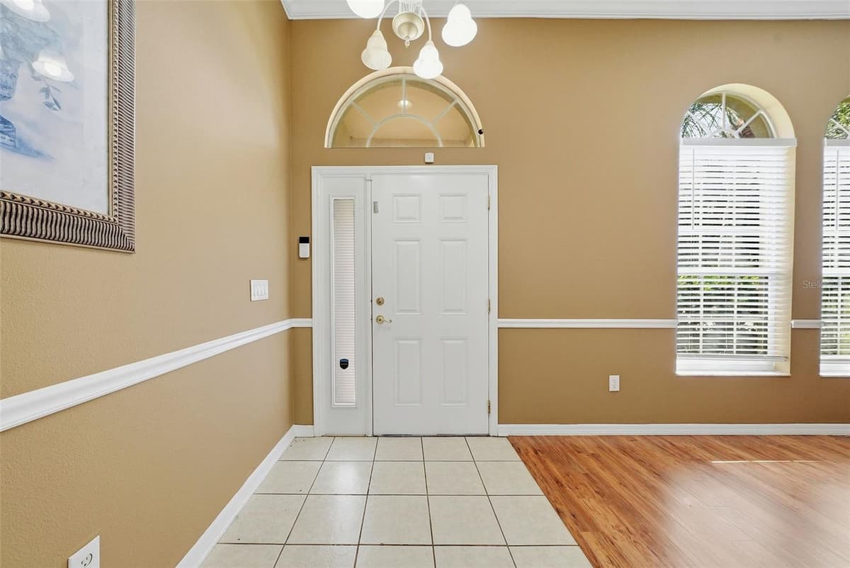 5553 BRADDOCK DRIVE — photo 7 of 55