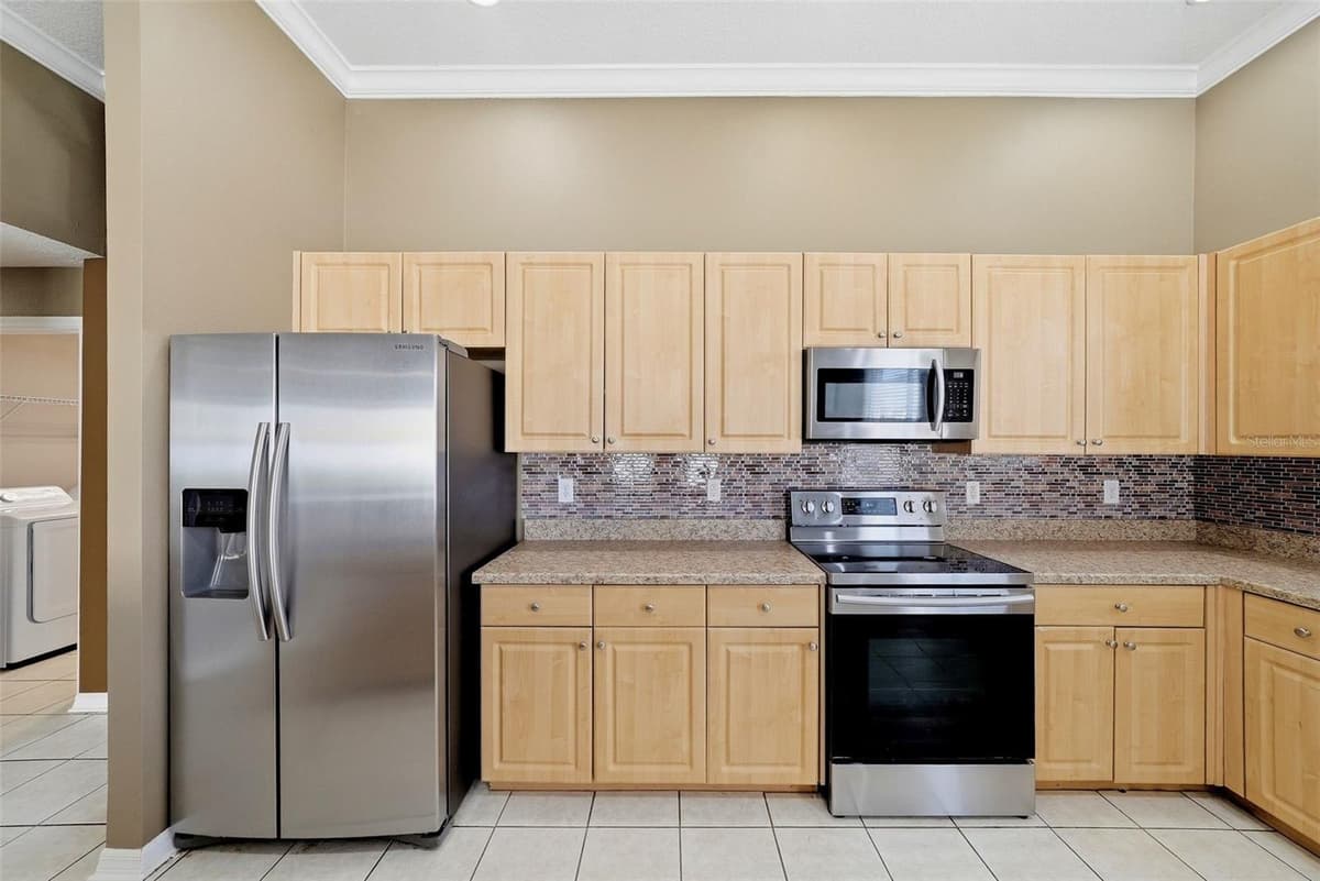 5553 BRADDOCK DRIVE — photo 16 of 55