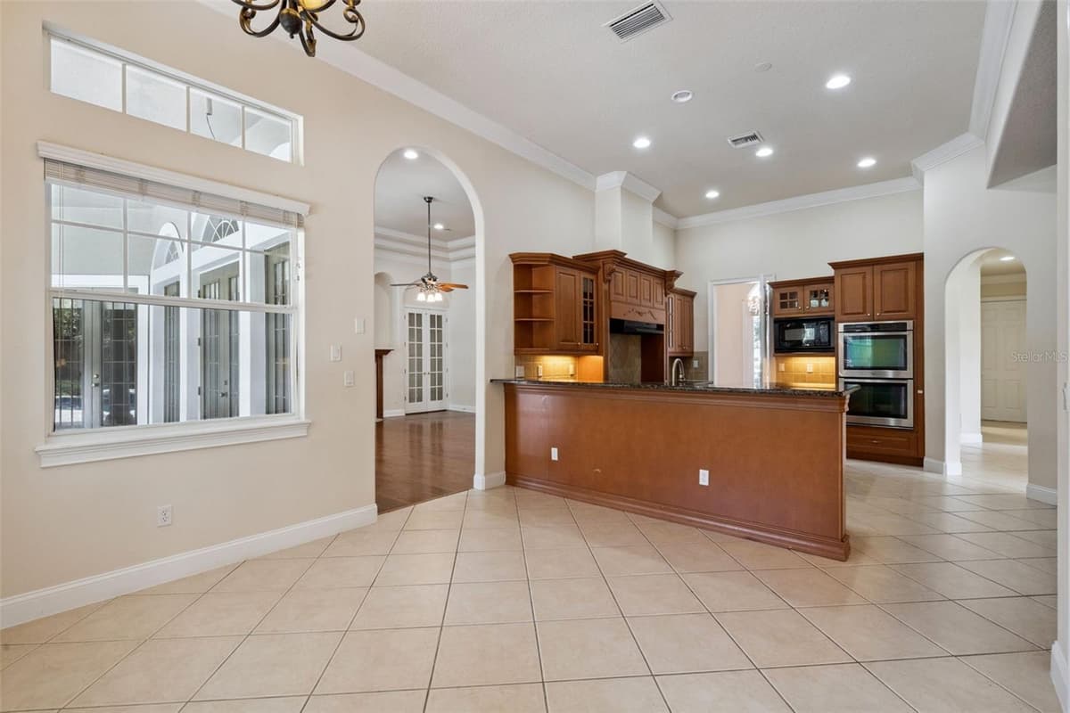 6533 CARTMEL LN — photo 10 of 35