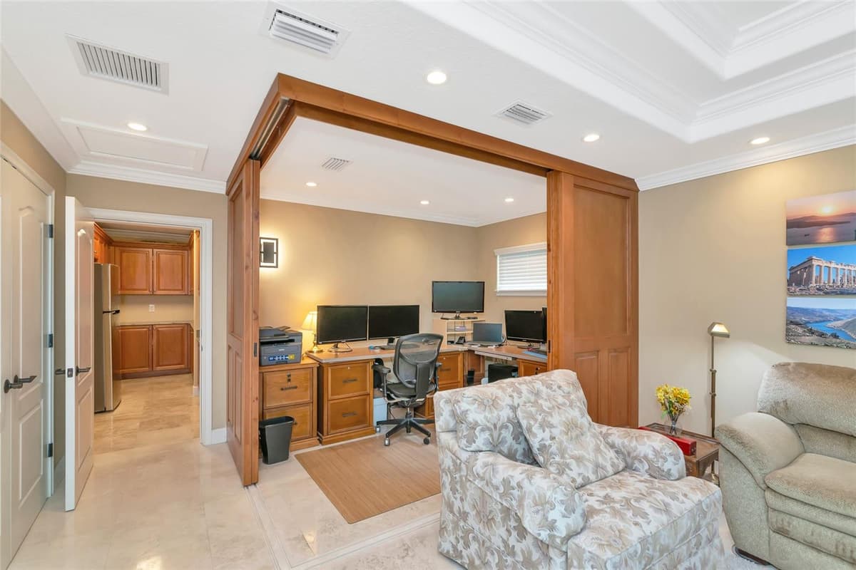 486 YACHT HARBOR DRIVE — photo 19 of 75