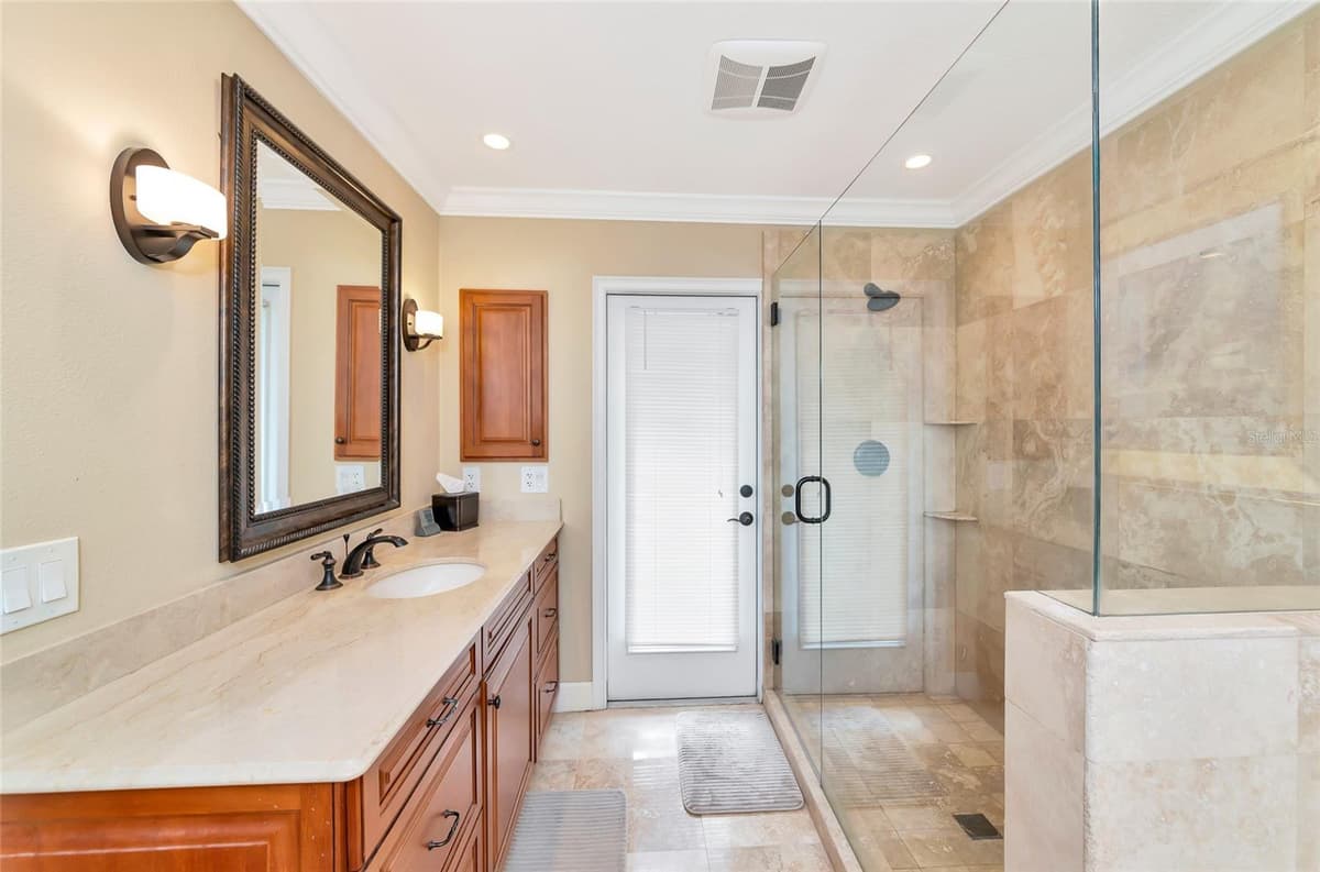 486 YACHT HARBOR DRIVE — photo 27 of 75