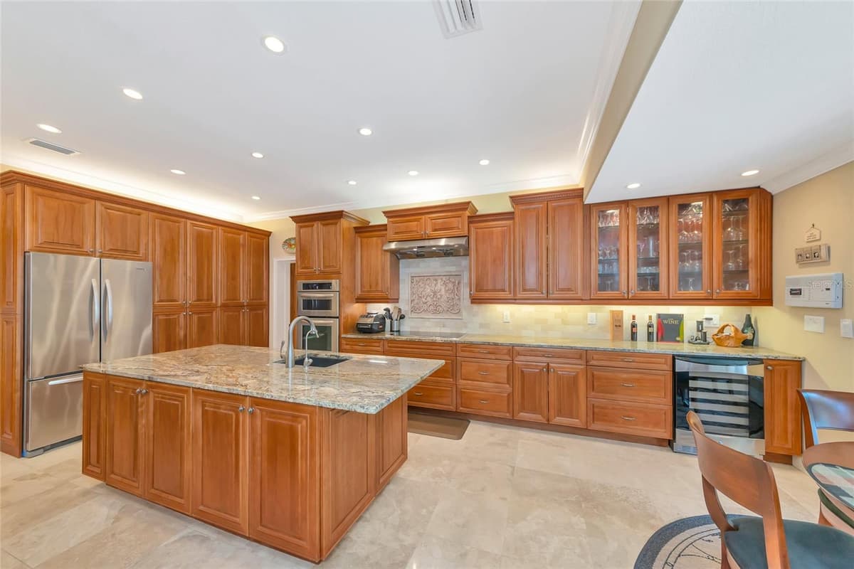 486 YACHT HARBOR DRIVE — photo 11 of 75