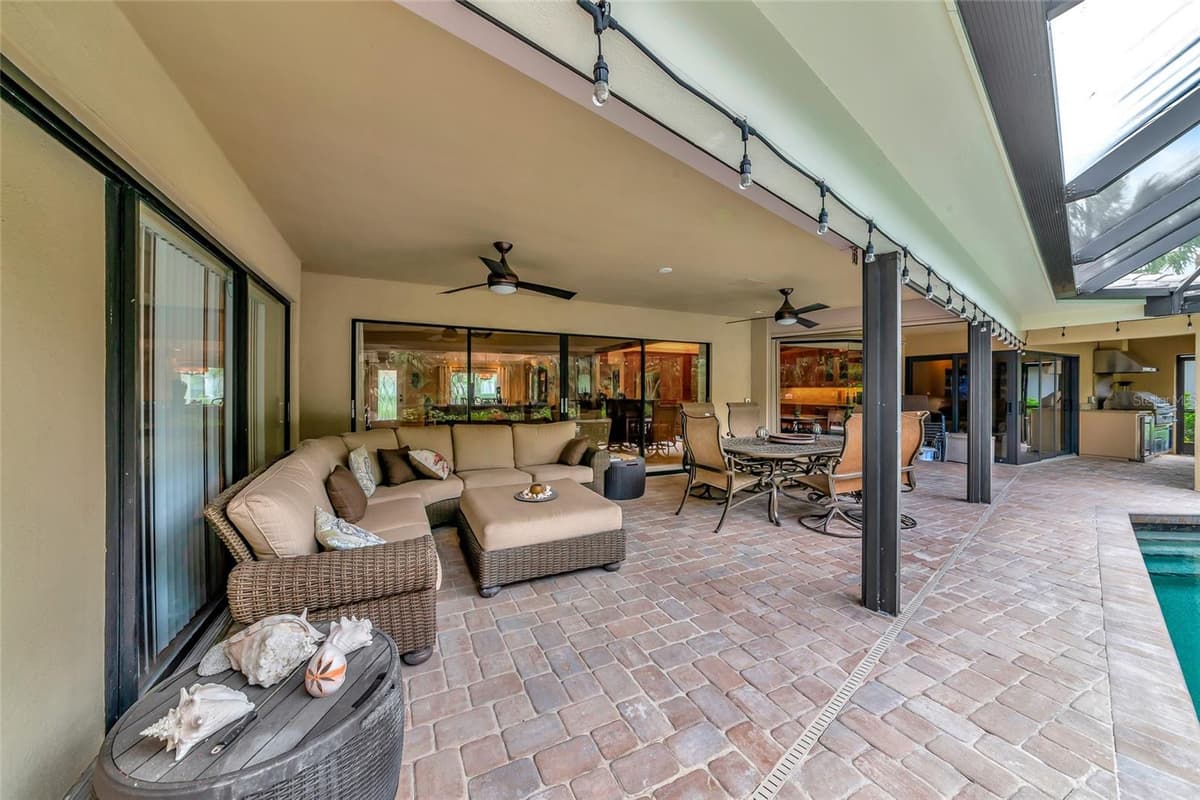 486 YACHT HARBOR DRIVE — photo 41 of 75