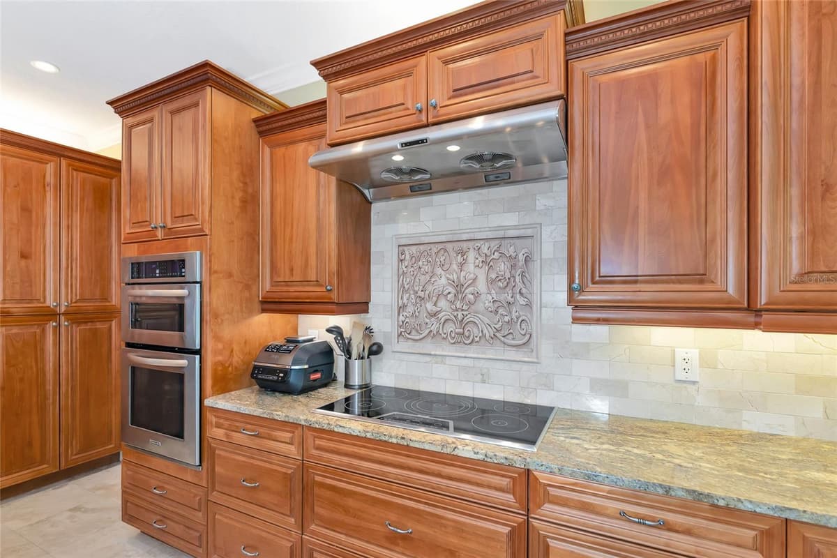 486 YACHT HARBOR DRIVE — photo 14 of 75