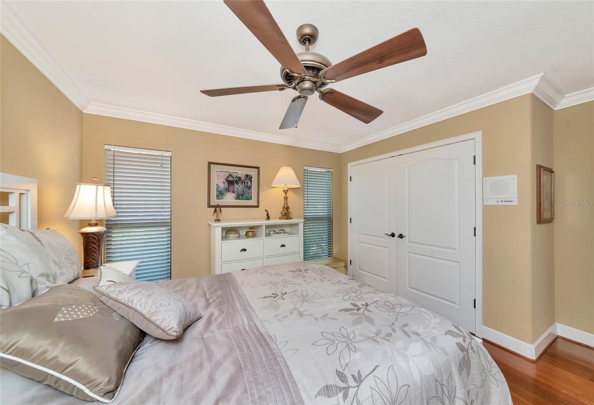 486 YACHT HARBOR DRIVE — photo 31 of 75