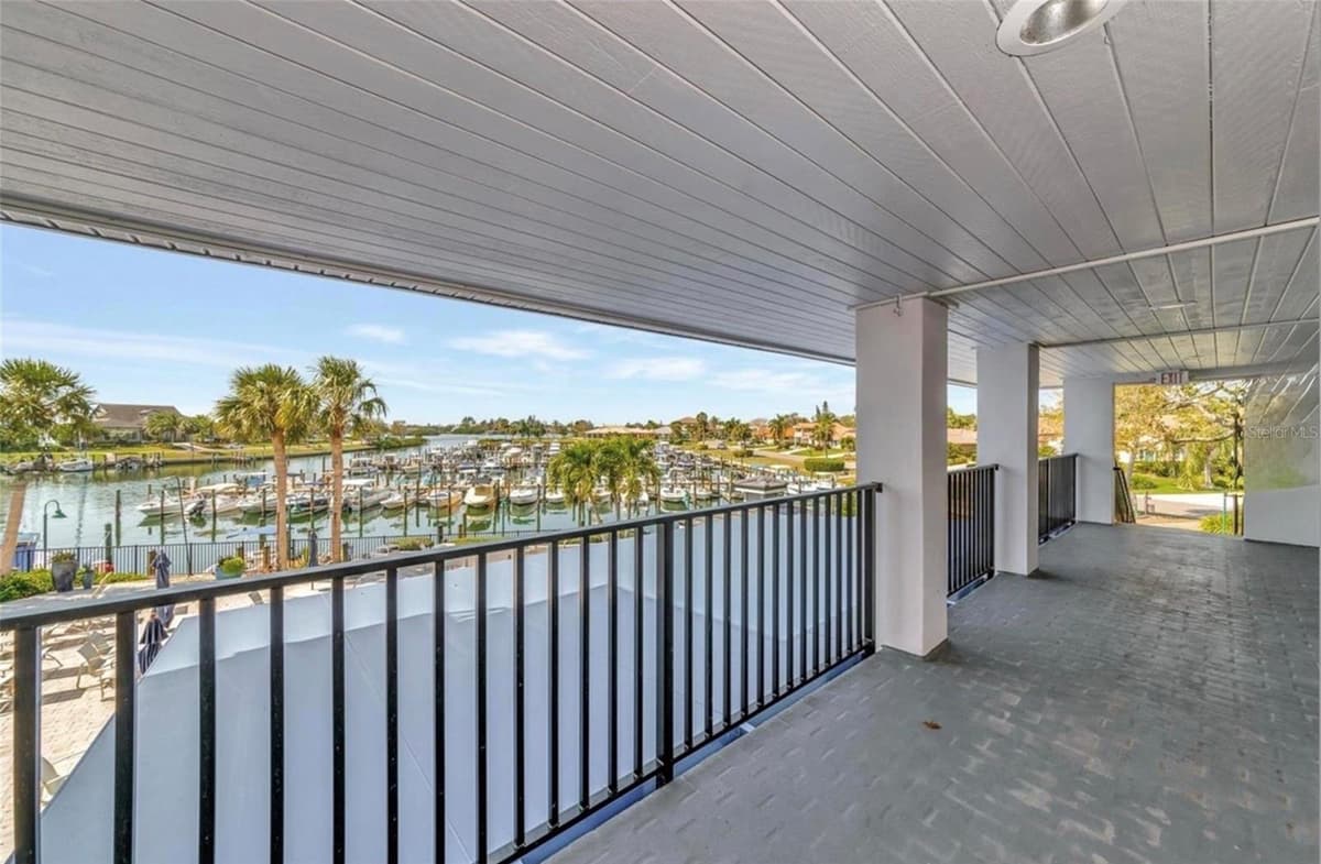 486 YACHT HARBOR DRIVE — photo 67 of 75