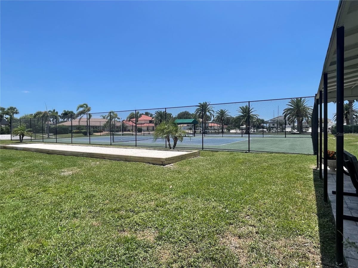 486 YACHT HARBOR DRIVE — photo 75 of 75