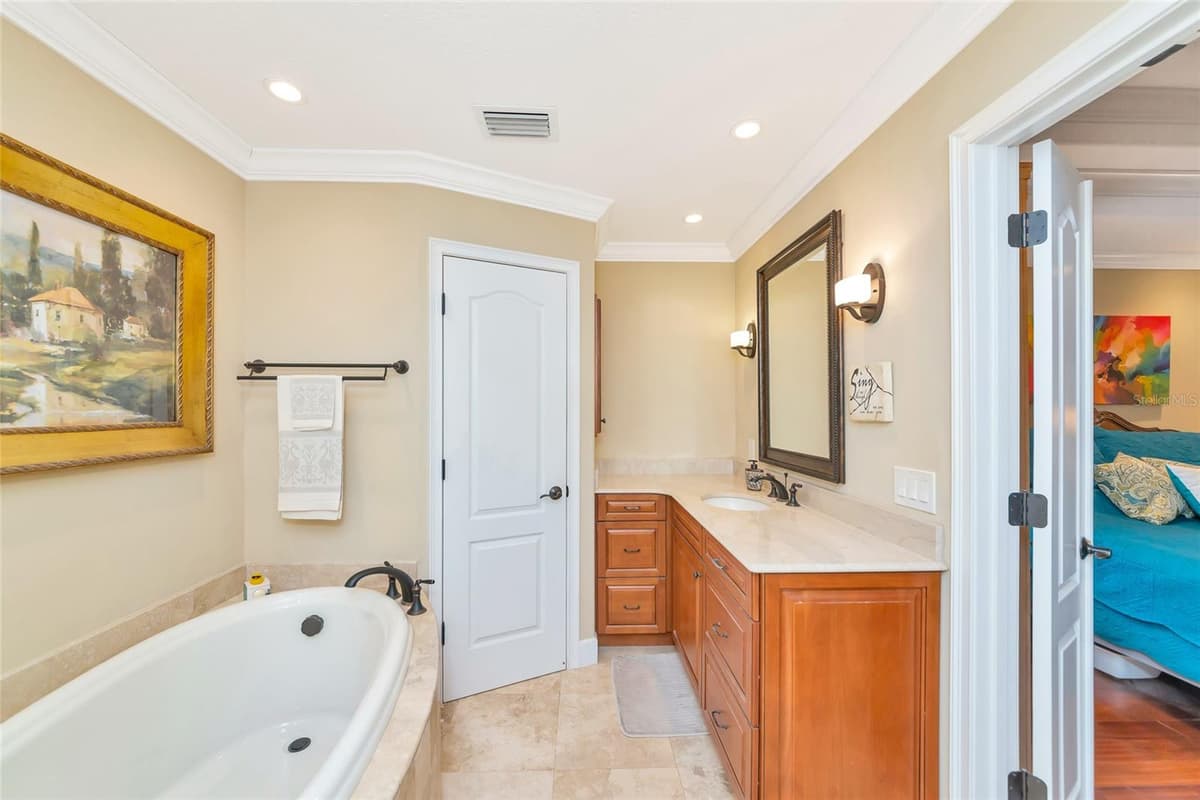 486 YACHT HARBOR DRIVE — photo 29 of 75