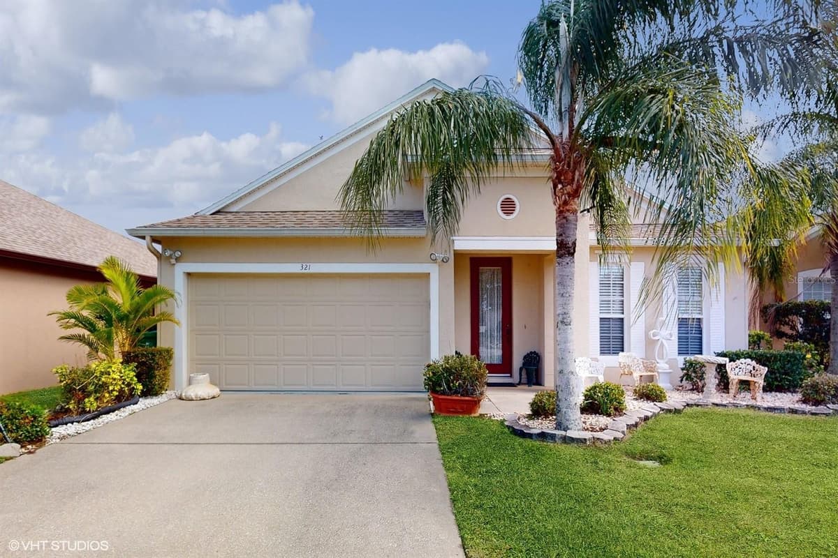321 CRESSA CIRCLE — photo 1 of 31
