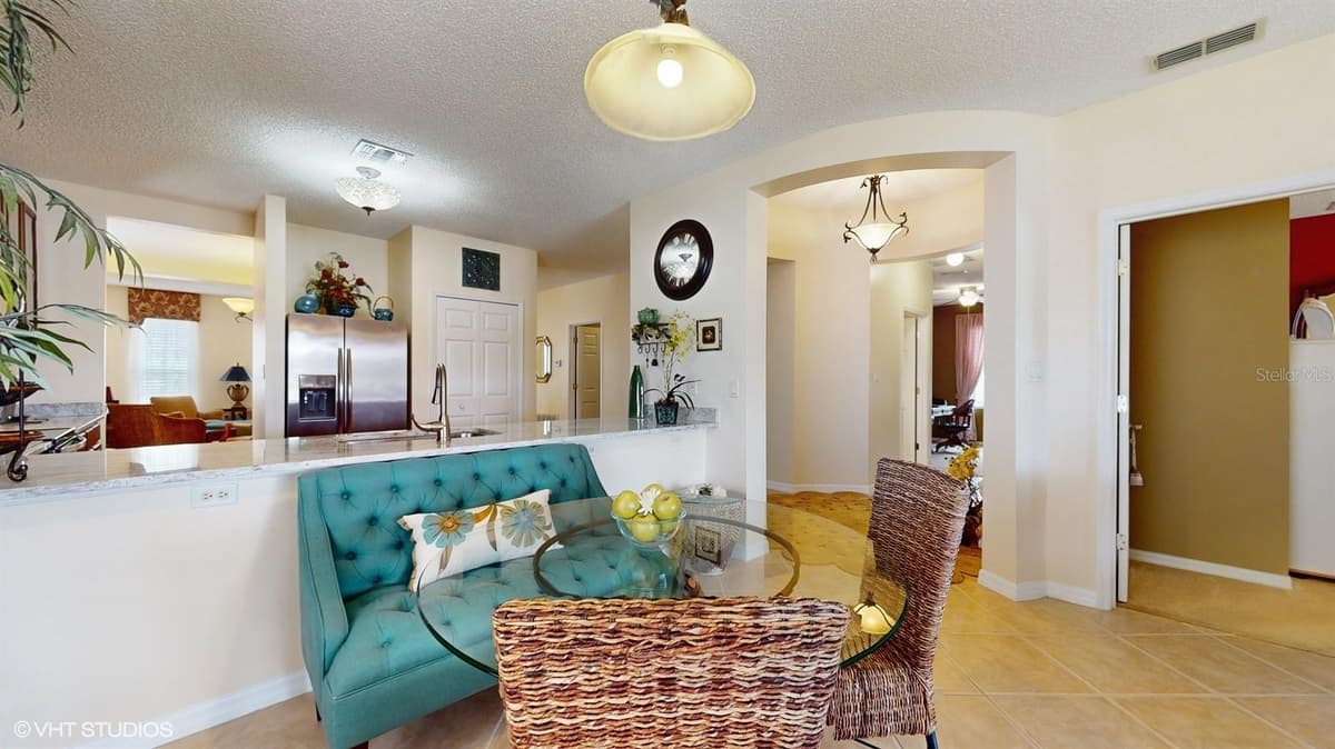321 CRESSA CIRCLE — photo 6 of 31