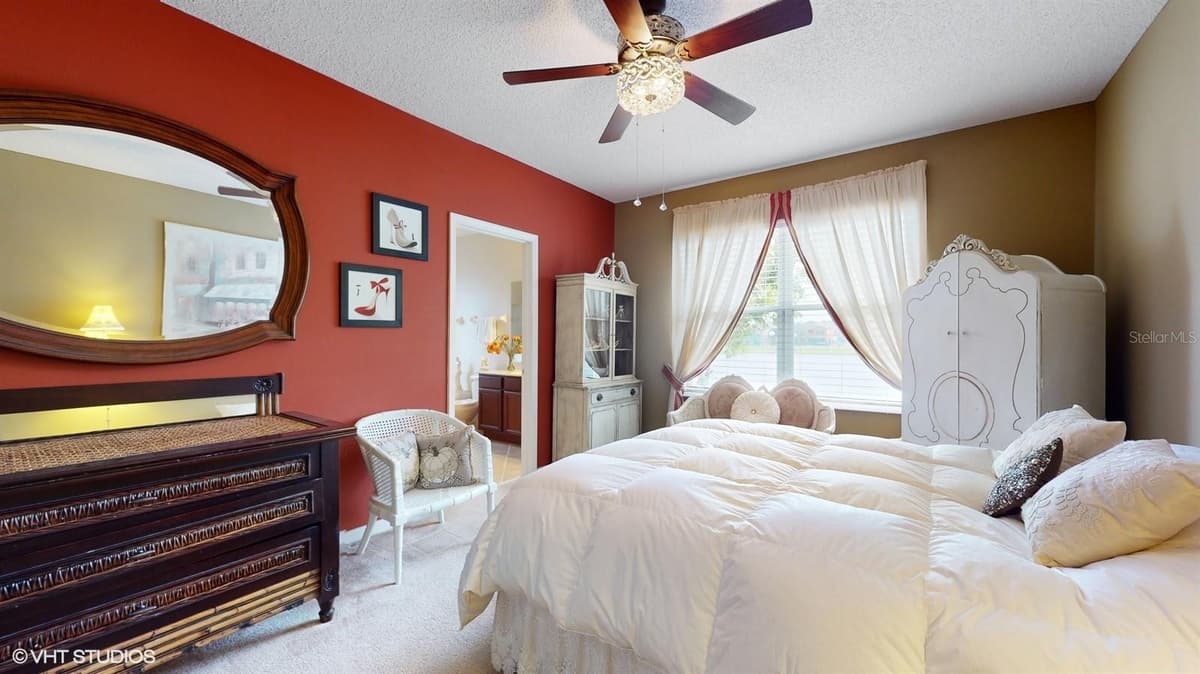 321 CRESSA CIRCLE — photo 14 of 31